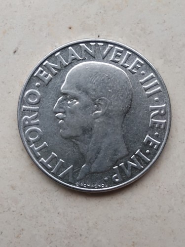 Moneta lira italiana - 1,